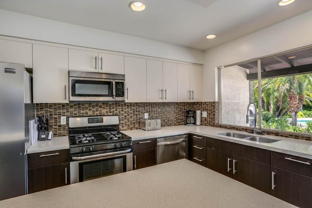 Photo of Kitchen in Tahquitz River Estates