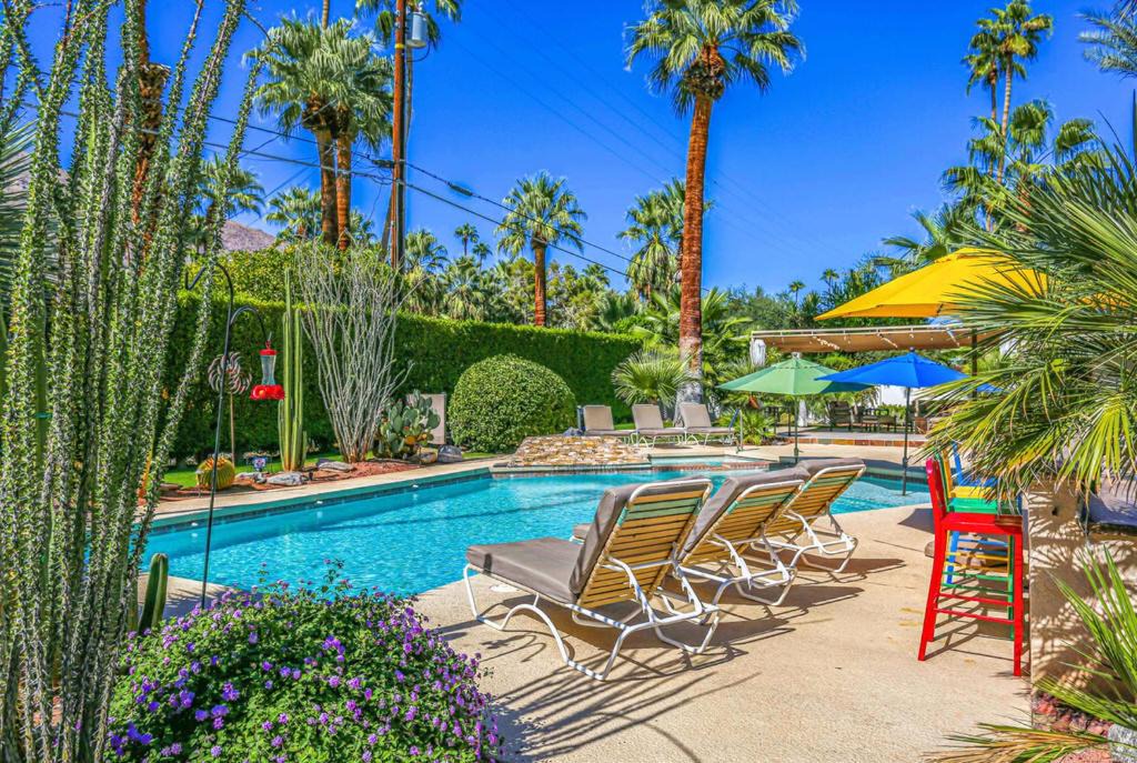 Photo of Others in Tahquitz River Estates