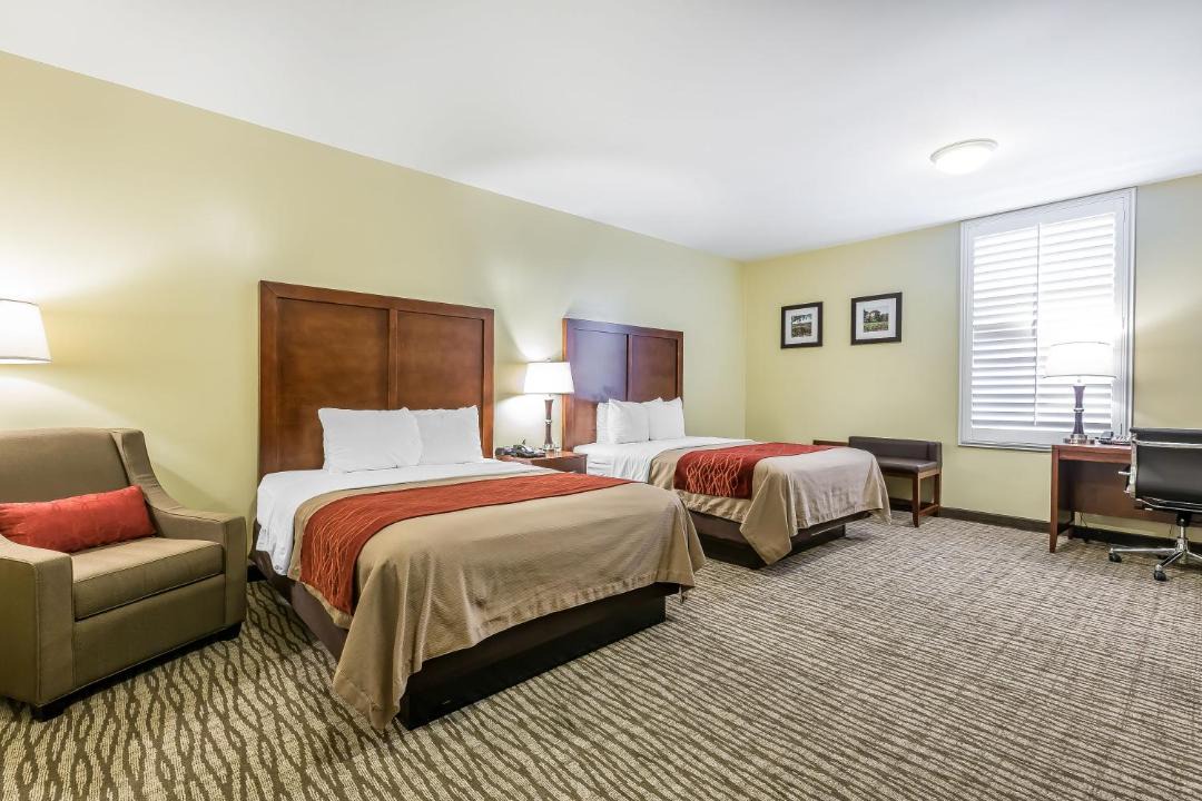 Photo of Bedroom in Westmont
