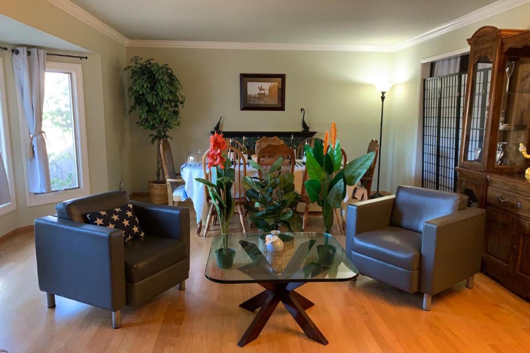 Photo of Livingroom in Saratoga