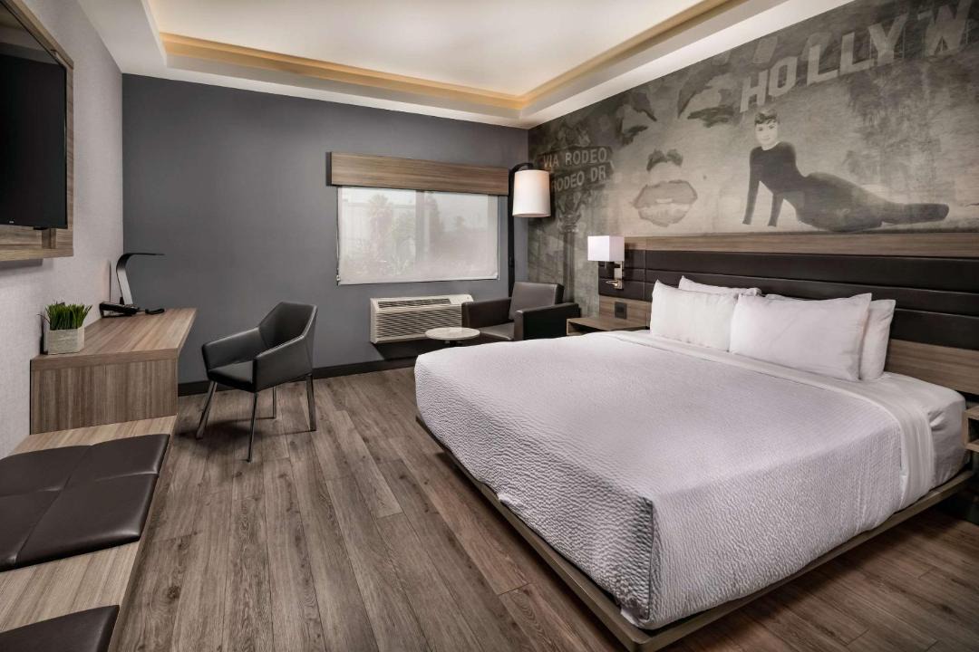 Photo of Bedroom in Wilshire