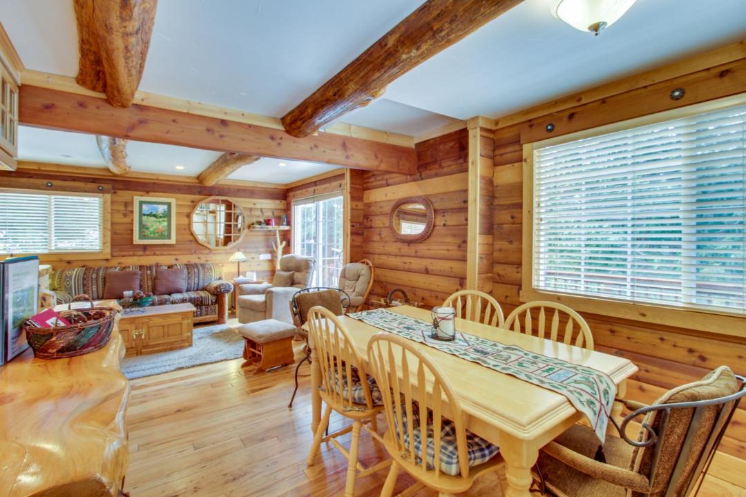 Photo of Livingroom in Truckee