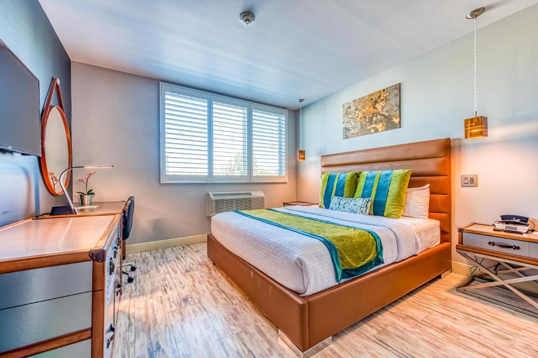 Photo of Bedroom in NoHo Arts District