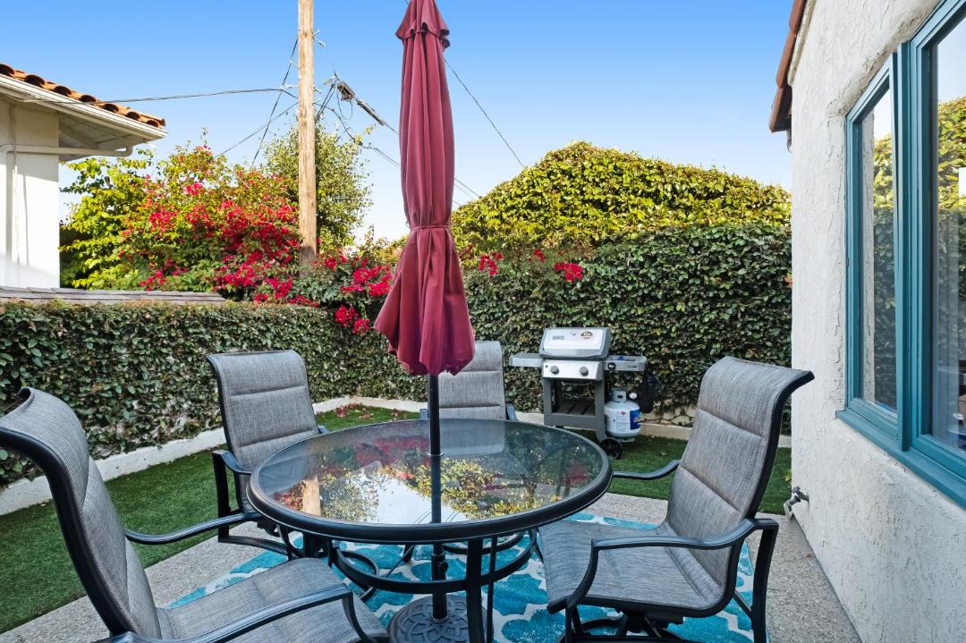 Photo of Patio Balcony in East Beach
