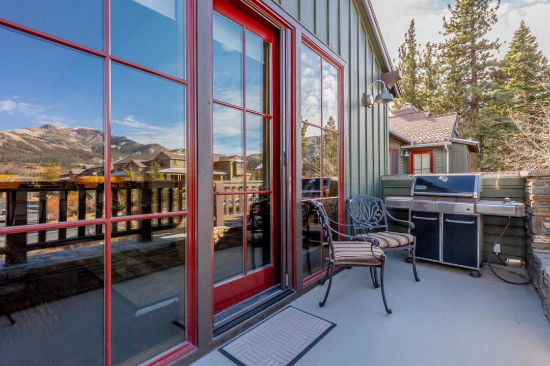 Photo of Patio Balcony in Mammoth Lakes
