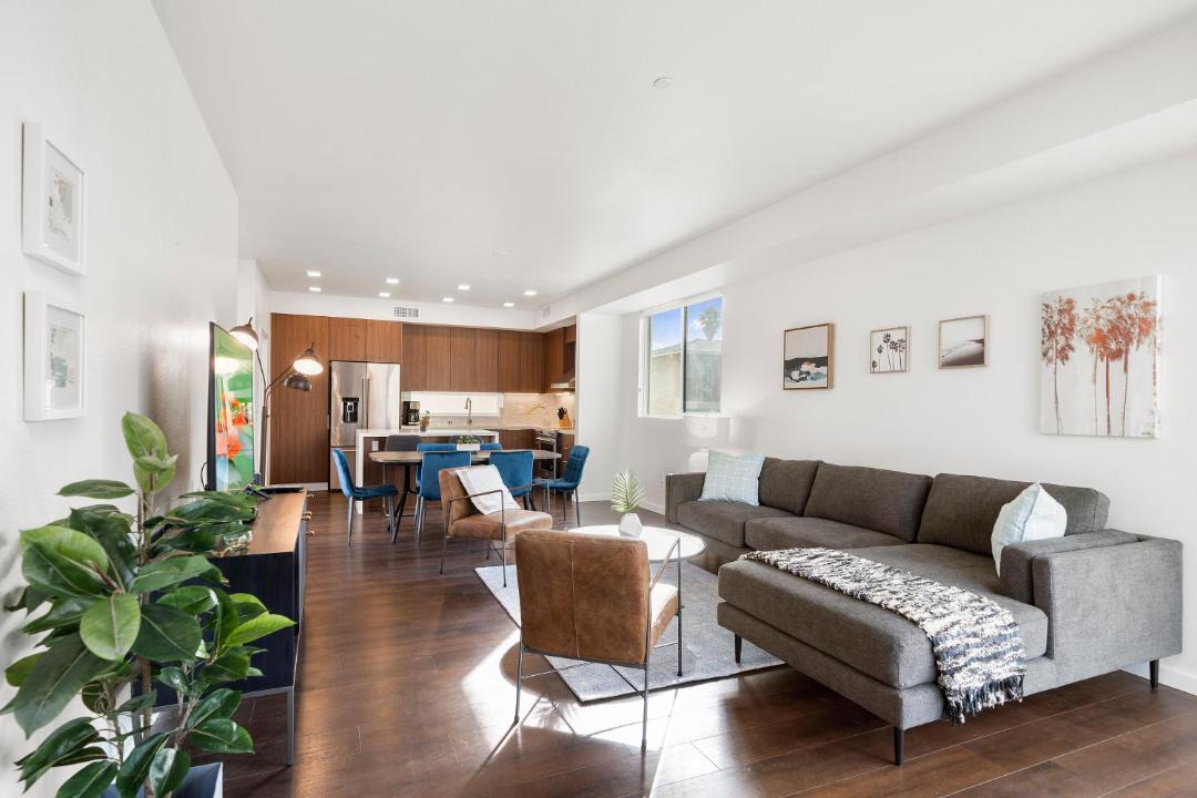 Photo of Livingroom in Golden Hill