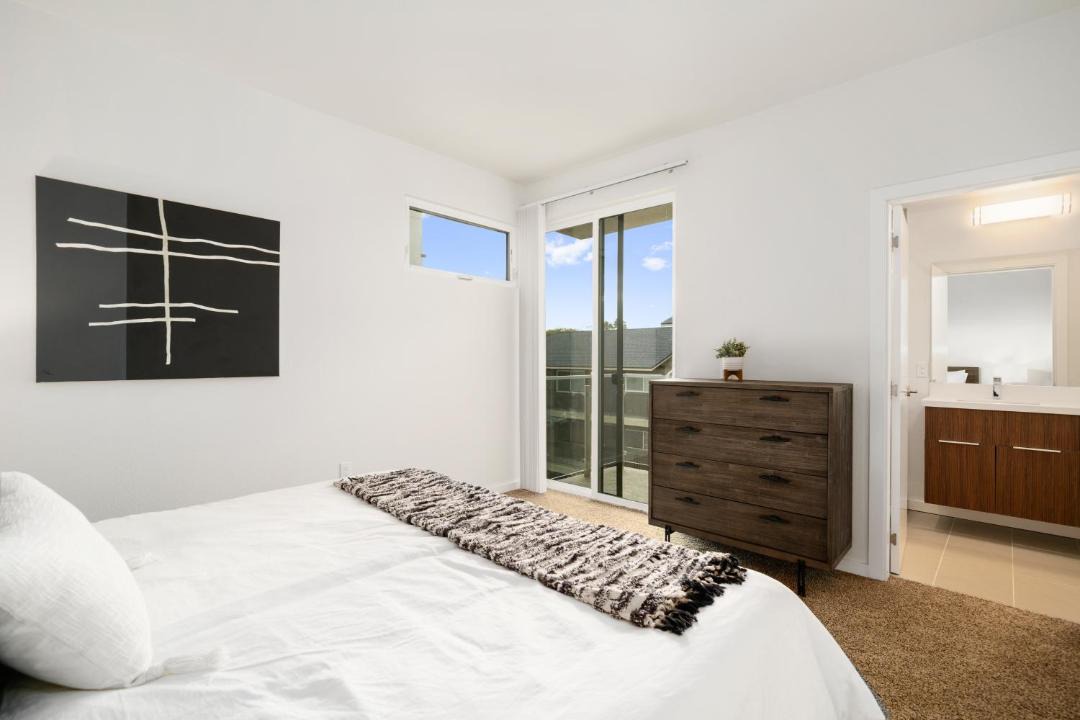 Photo of Bedroom in Golden Hill