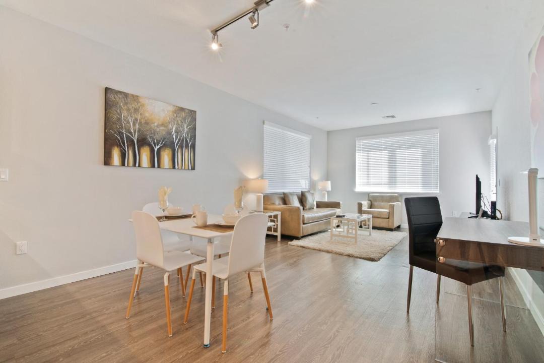 Photo of Livingroom in Menlo Park