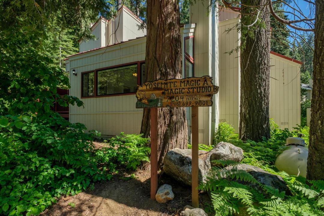 Photo of Others in Yosemite West