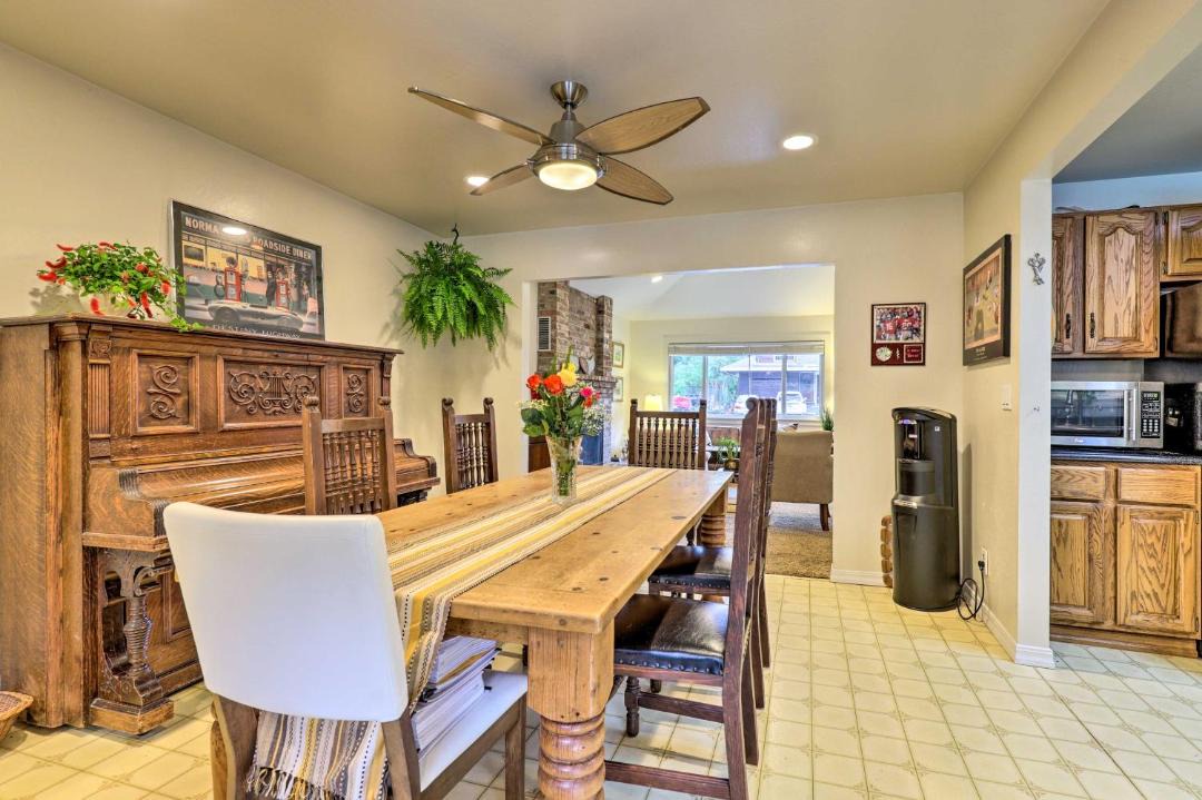 Photo of Livingroom in Glen Ellen