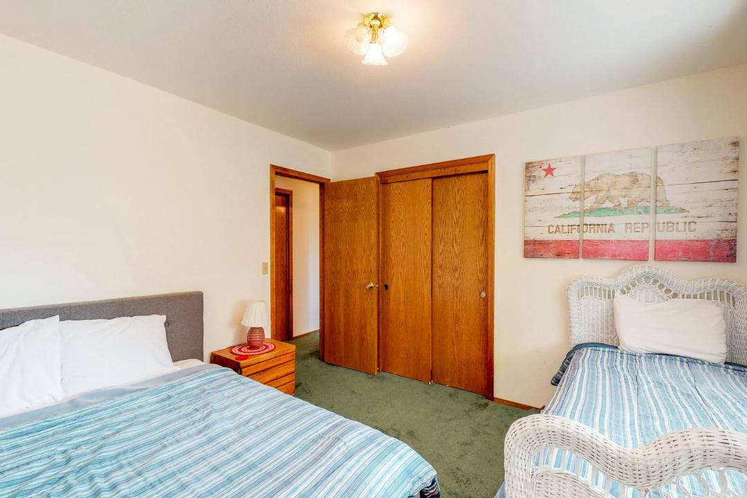 Photo of Bedroom in Groveland