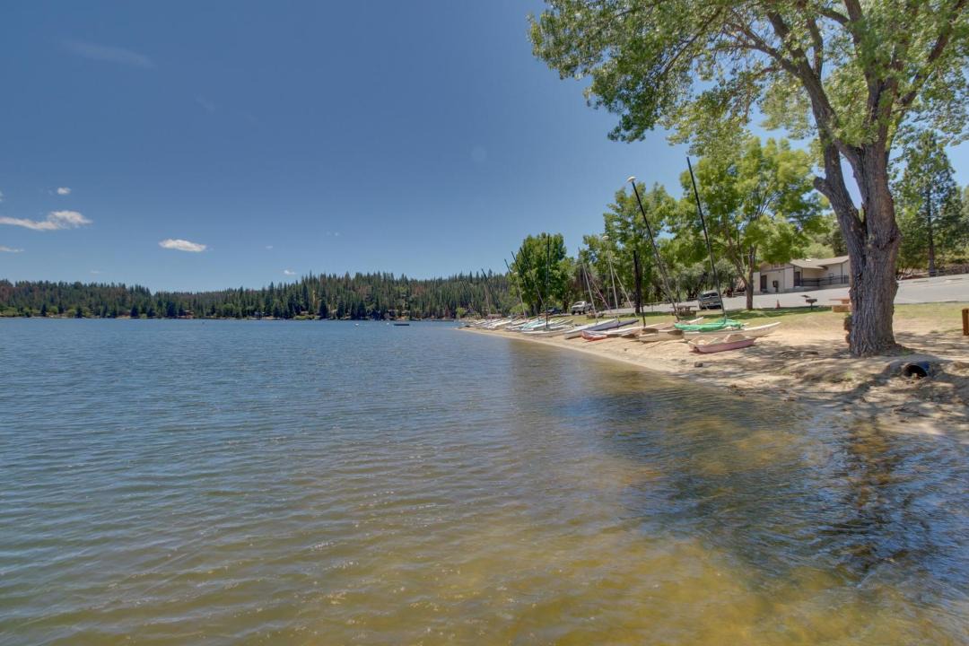Photo of Outdoor in Groveland