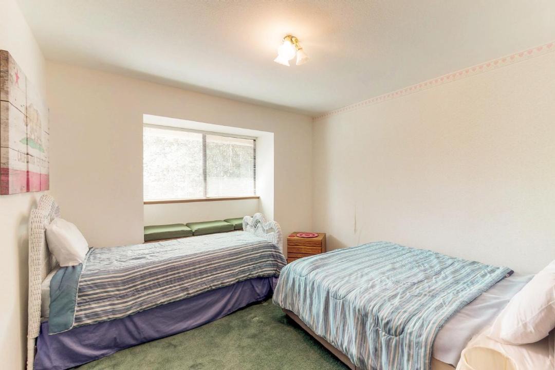 Photo of Bedroom in Groveland