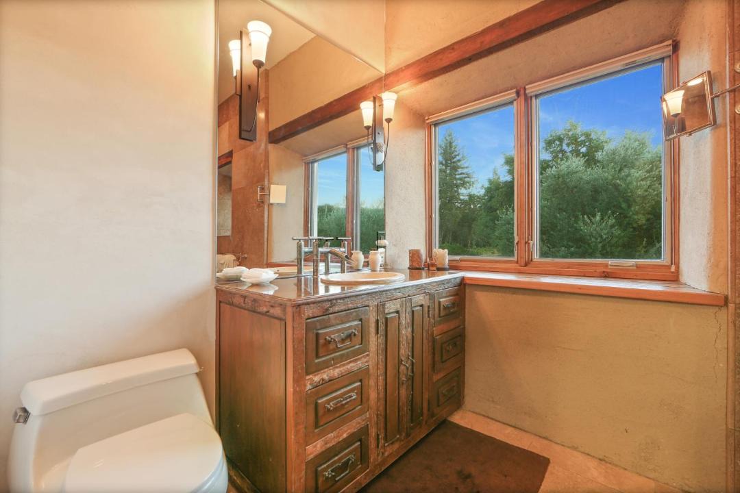 Photo of Bathroom in Kenwood