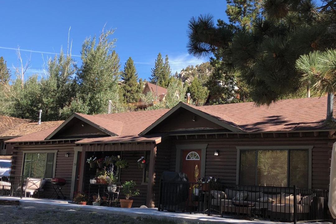 Photo of Buildings in June Lake