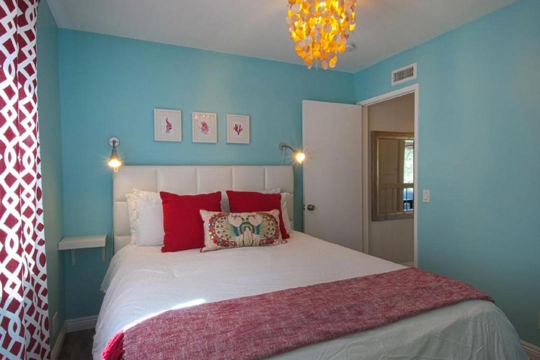 Photo of Bedroom in Anaheim Resort
