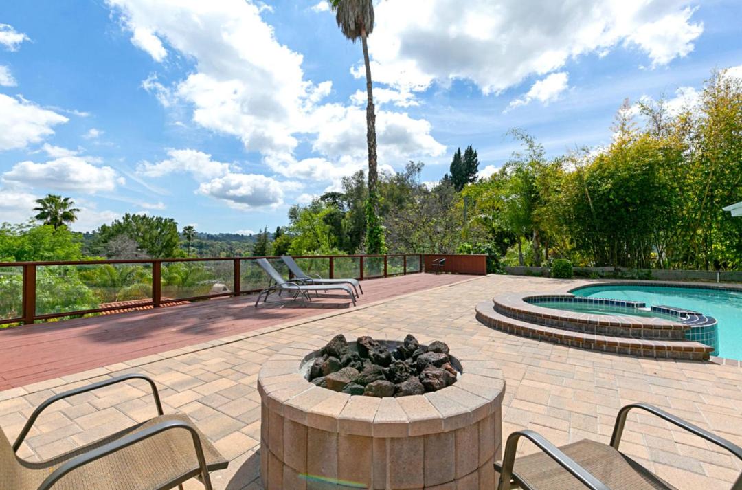 Photo of Others in Encino