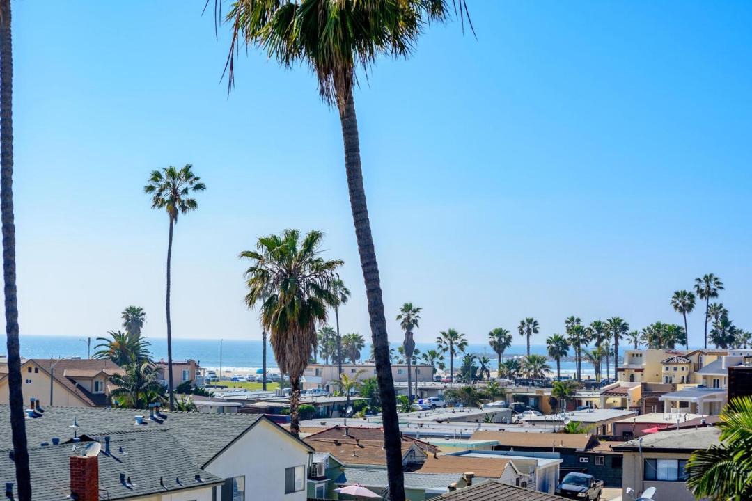 Photo of Others in Ocean Beach