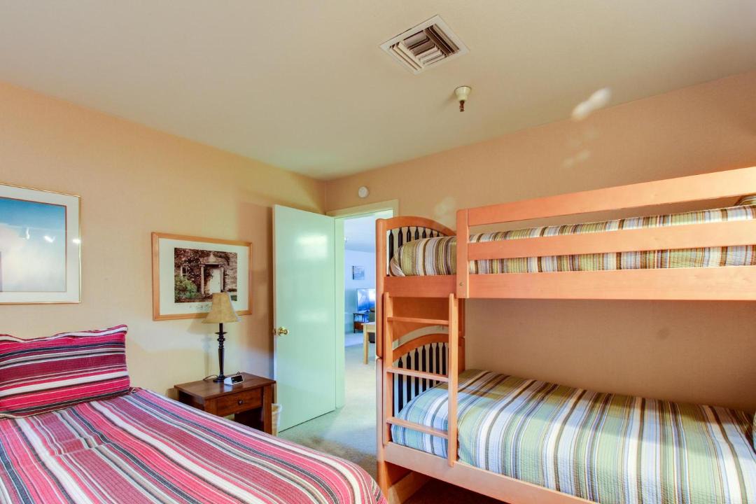 Photo of Bedroom in Mammoth Lakes