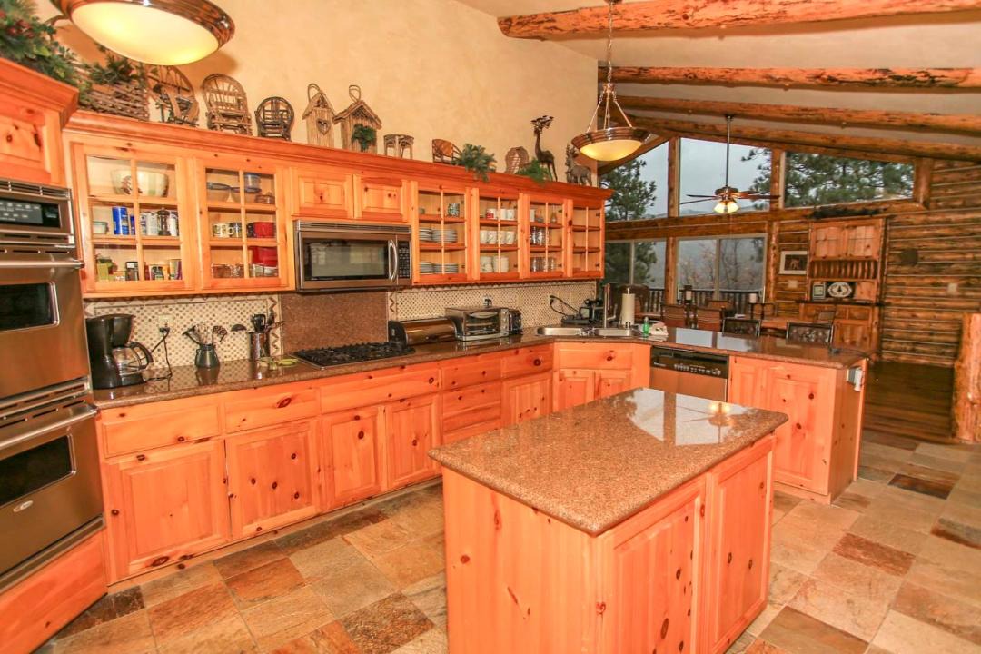 Photo of Kitchen in Castle Glen Estates