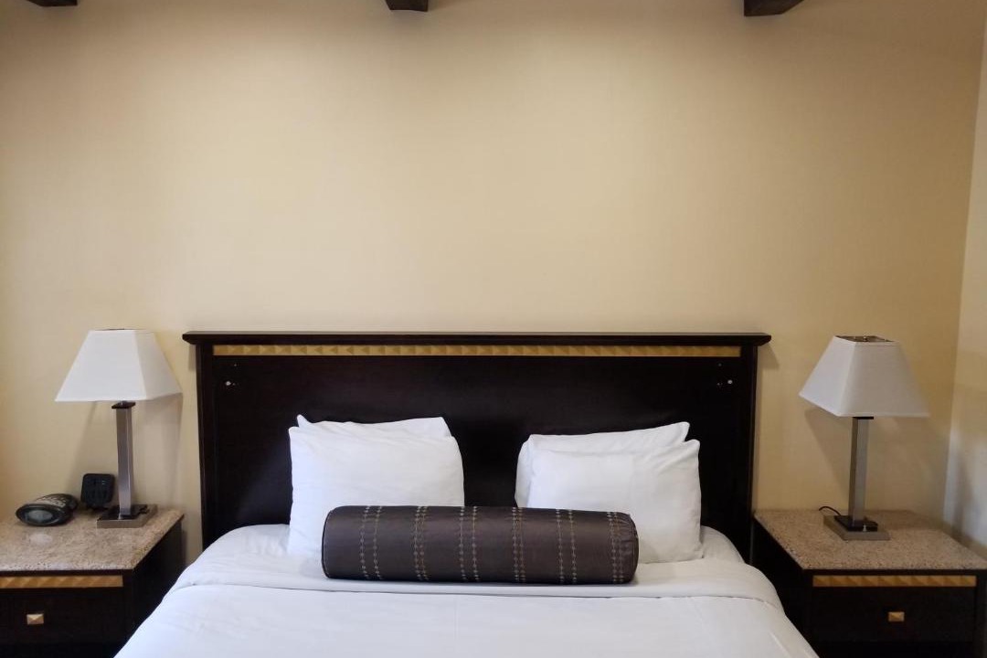 Photo of Bedroom in Pico-Union