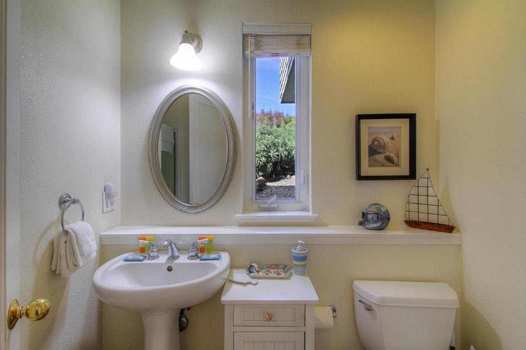 Photo of Bathroom in Bodega Bay