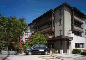 Ambrose Hotel