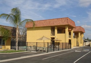Rodeo Lodge