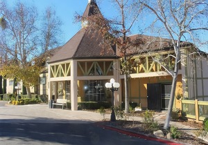Vinland Hotel and Lounge