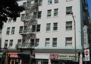 Admiral Hotel