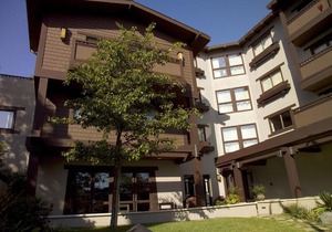 Ambrose Hotel