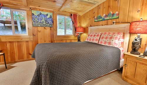 8 - Black Bear Cabin