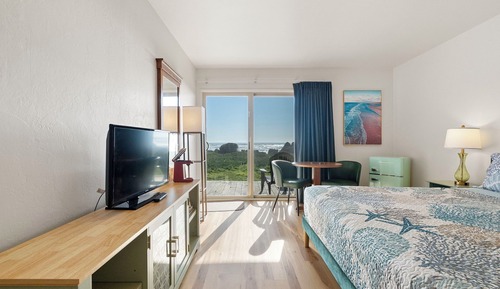 Double Room, 1 King Bed, Sea View