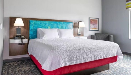 Classic Room, 1 King Bed, Hearing Accessible (Hearing Accessible)