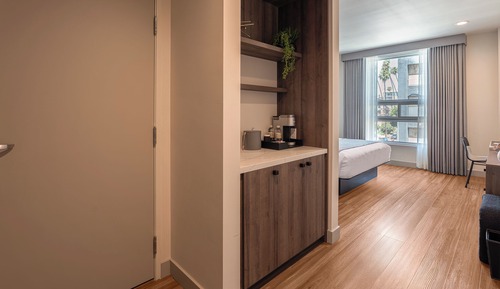 Deluxe Room, 1 King Bed, Non Smoking