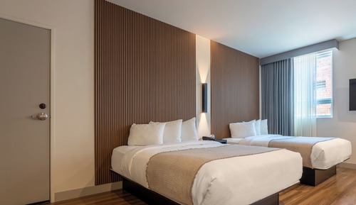 Junior Suite, Multiple Beds, Mobility Accessible, Kitchenette
