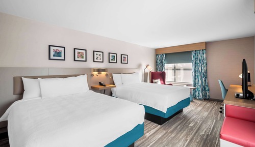 Room, 2 Queen Beds, Accessible, Bathtub (Mobility, Hearing, View)