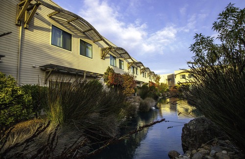 American Canyon Hotel | DoubleTree by Hilton Hotel & Spa Napa Valley - American Canyon