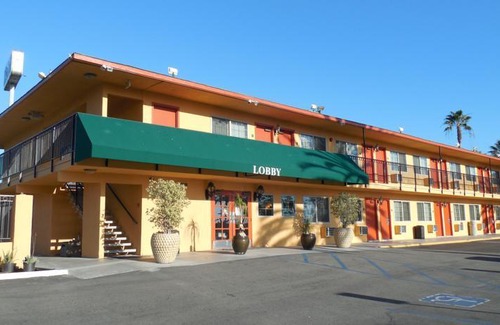 Loma Alta Hotel | Travelodge by Wyndham Oceanside
