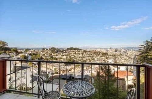 San Francisco Condo | Private Loft with Breathtaking Views | Central SF Retreat