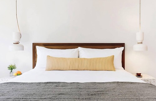 Sunset Junction House | The King Studio at Silver Lake Pool and Inn, Pet-friendly Property, Onsite Pool