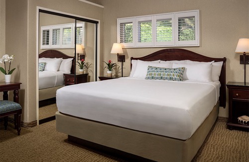 Central Mission Beach Hotel | Bahia Resort Hotel