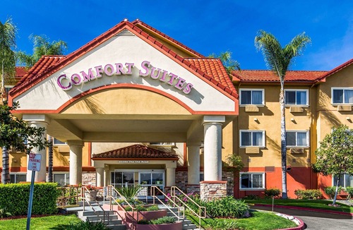 Stevenson Ranch Hotel | Comfort Suites Near Six Flags Magic Mountain