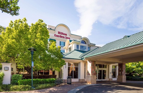 Fairfield Hotel | Hilton Garden Inn Fairfield