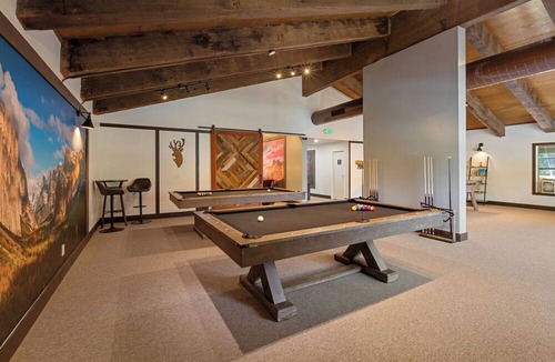 Harden Flat RV Rental | Yosemite Lakes RV Resort