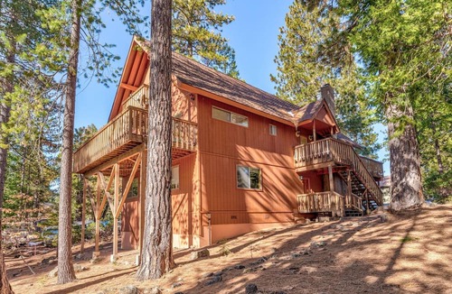Yosemite West House | Hutchings Cabin & Apt.