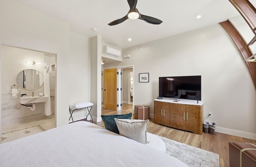 Morro Bay Hotel | The Q Inn