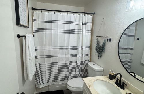 East Hemet House | Cozy 2-bedroom house in charming Hemet