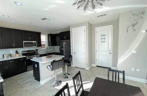Pittsburg House | New & Big is better! Just listed