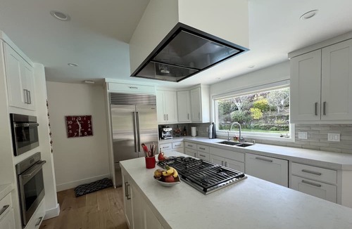 Novato House | Resort living near San Francisco & Wine Country! Private pool, hot tub, firepit